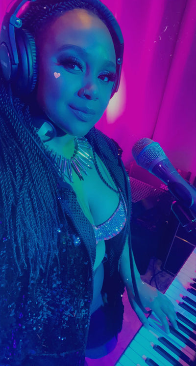 A Day in the Life of Pop Artist: SUGAR JOIKO